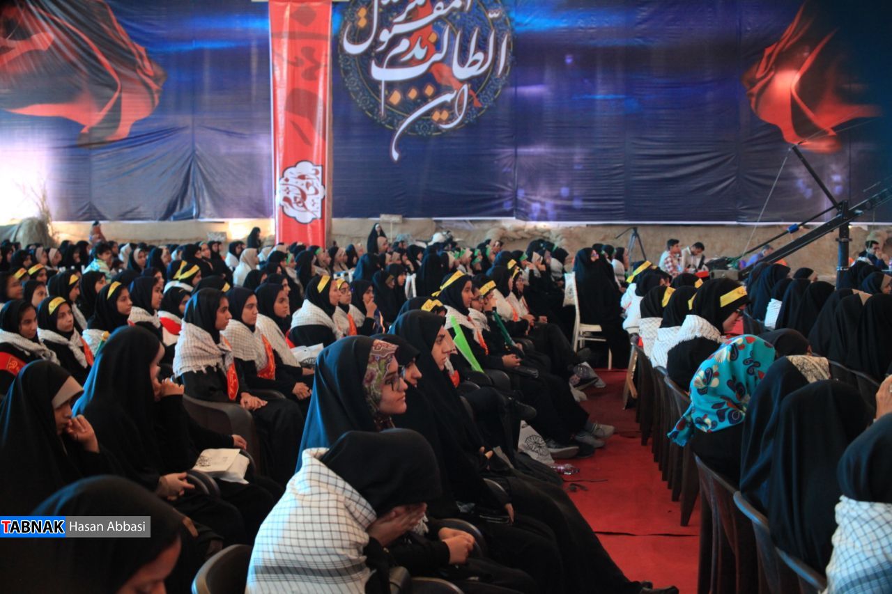 گزارش تصویری از اجلاسیه دانش آموزی و دانشجویی کنگره ملی ۱۵۰۰ شهید هرمزگان