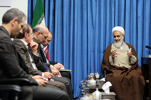 تشدید نارضایتی مردم در دستور کار دشمنان نظام تشدید نارضایتی مردم در دستور کار دشمنان نظام