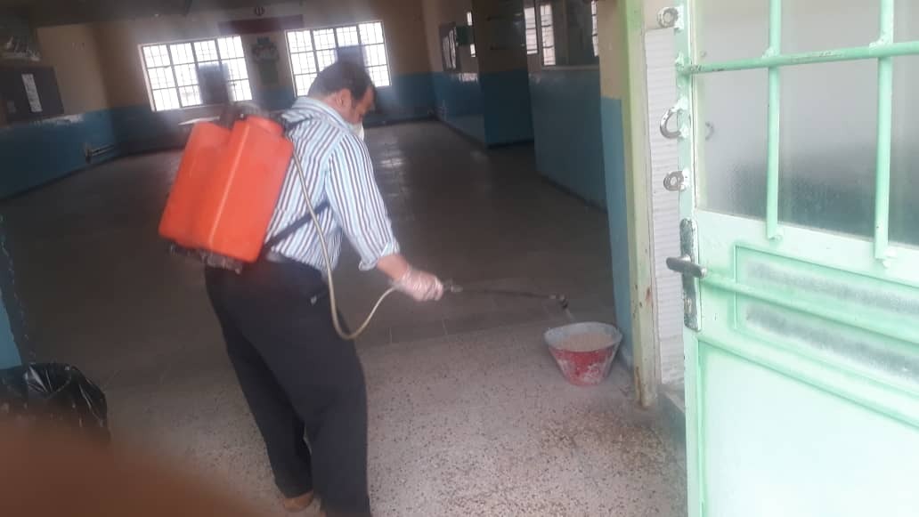 مدارس شهرستان لنده برای مقابله با شیوع ویروس کرونا ضد عفونی شدند+تصاویر مدارس شهرستان لنده برای مقابله با شیوع ویروس کرونا ضد عفونی شدند+تصاویر