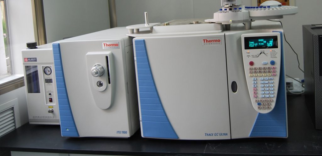 دوره آموزشی کروماتوگرافی گازی با حضور کارشناسان دامپزشکی 5 استان در قزوین دوره آموزشی کروماتوگرافی گازی با حضور کارشناسان دامپزشکی 5 استان در قزوین