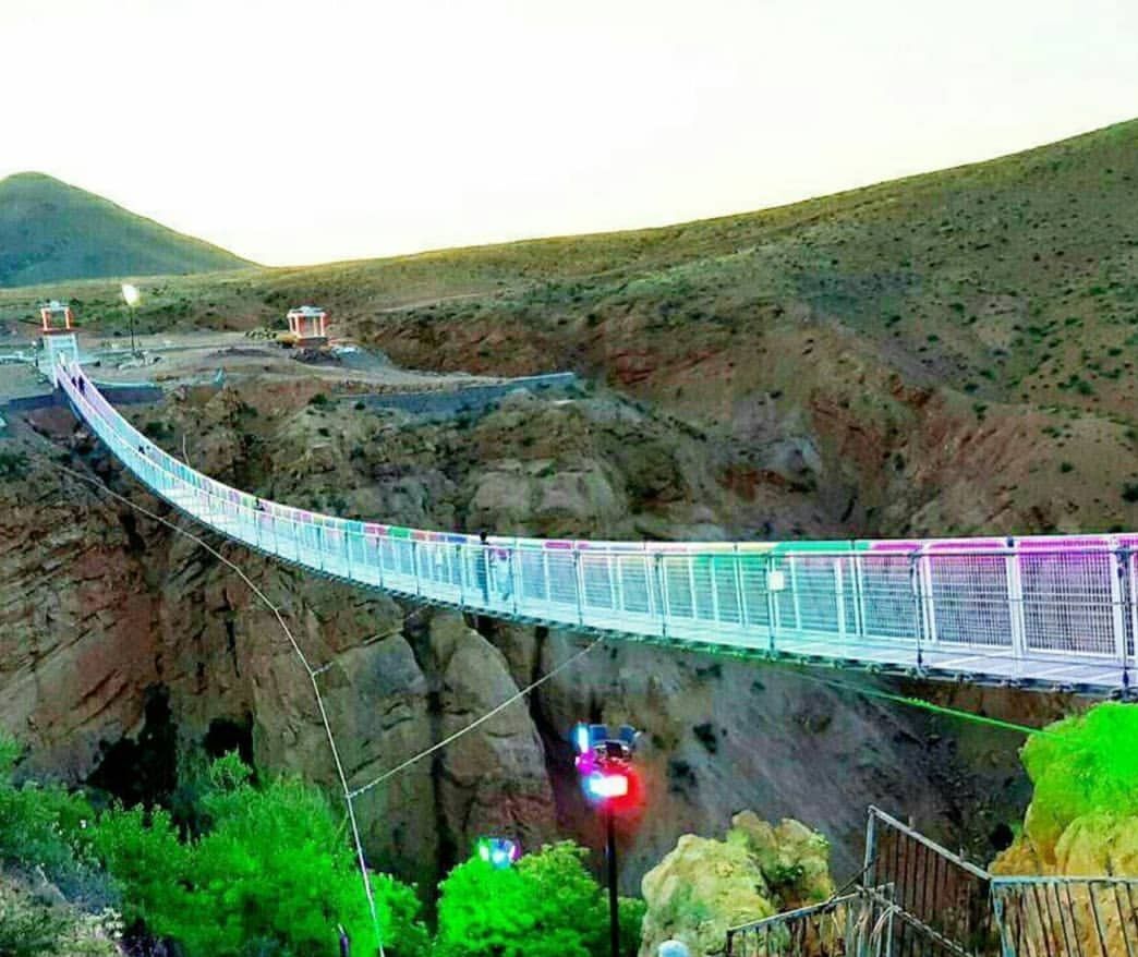 بهره برداری نخستین پل معلق غرب کشور در آوج بهره برداری نخستین پل معلق غرب کشور در آوج