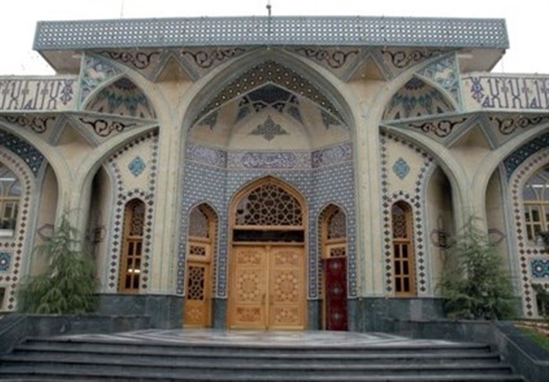 رفع دغدغههای فکری وترویج سبک زندگی ائمه اطهار(ع) در برنامه های پژوهشی بنیاد