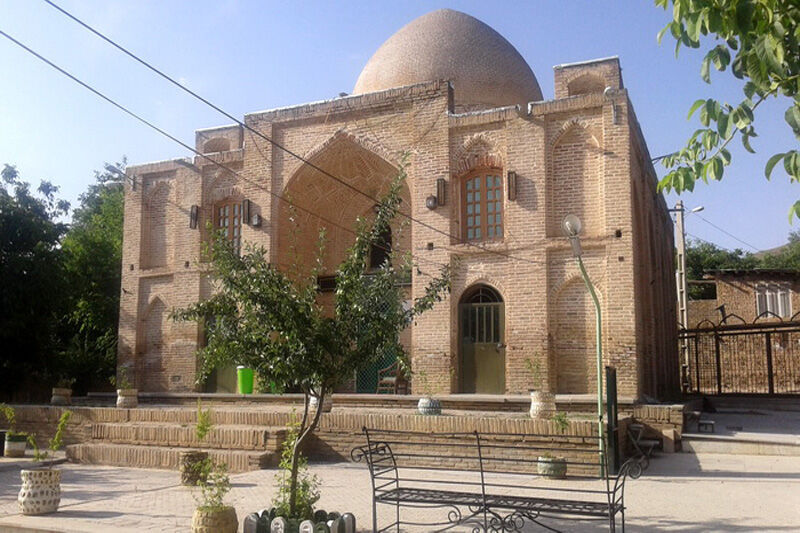 پیشرفت ۸۰ درصدی پروژه ساماندهی و مرمت امامزاده سلطان علاء الدین آوج پیشرفت ۸۰ درصدی پروژه ساماندهی و مرمت امامزاده سلطان علاء الدین آوج