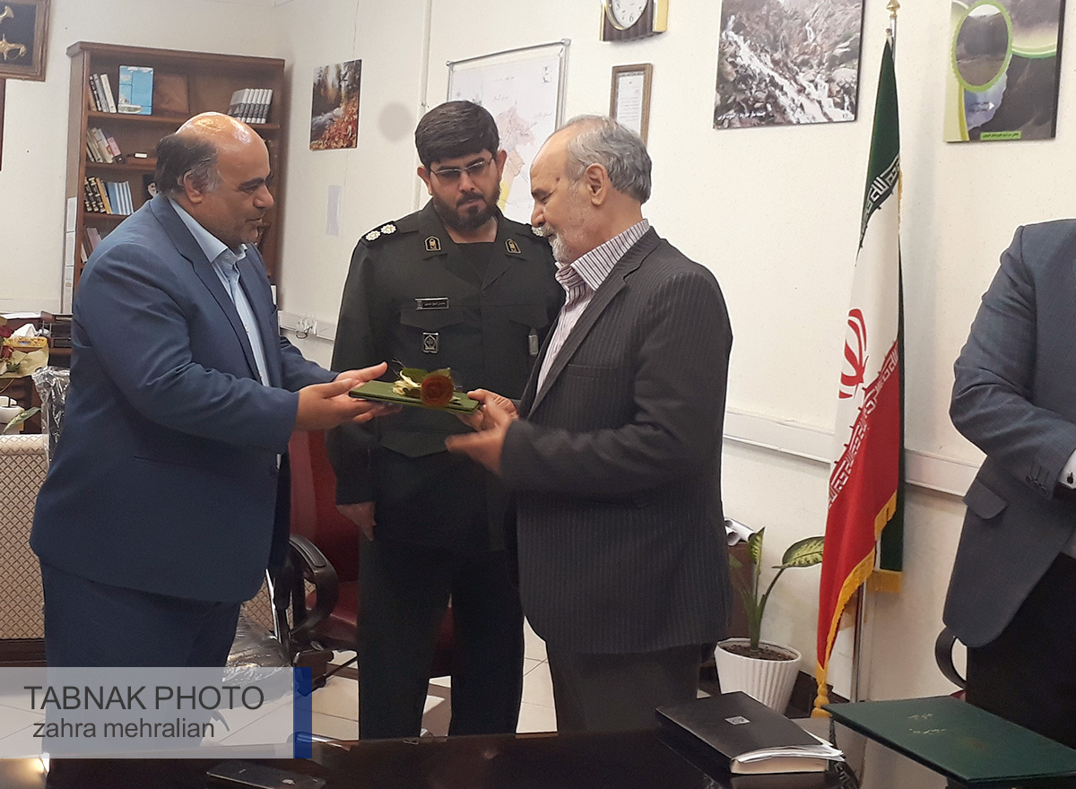 از چند تن از خیریرن قزوینی که اجارههایشان را بخشیدند تقدیر شد از چند تن از خیریرن قزوینی که اجارههایشان را بخشیدند تقدیر شد