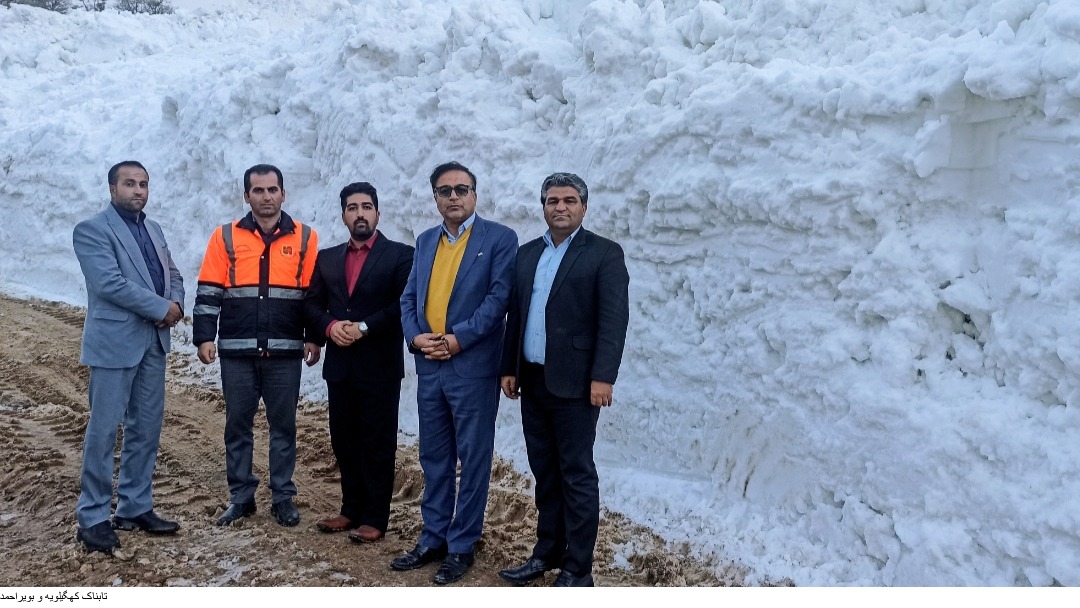 جدال برف و آهن در محور شبلیز به زیلایی جدال برف و آهن در محور شبلیز به زیلایی