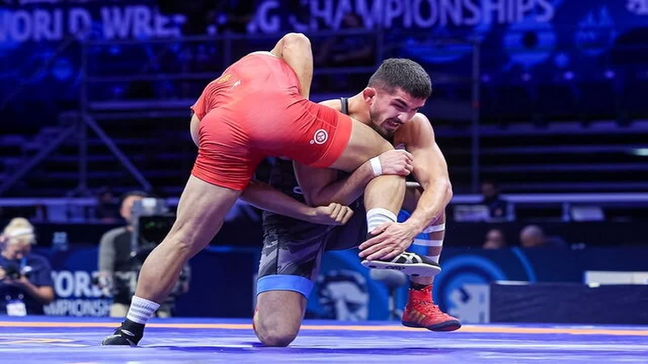 رقابتهای کشتی آزاد قهرمانی کشور در گرگان آغاز شد