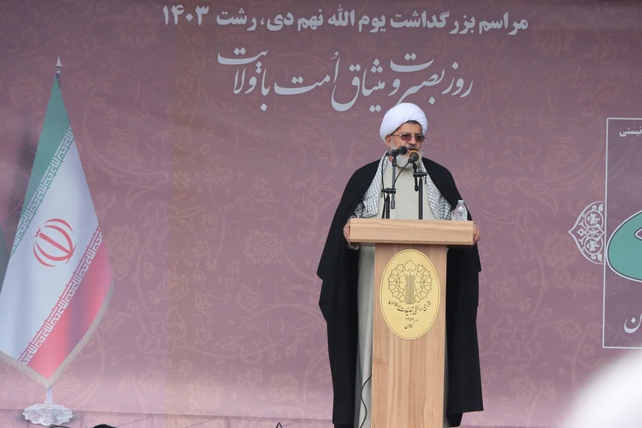 ملت ایران، الگوی مقاومت در منطقه و شکستناپذیر در برابر توطئههاست