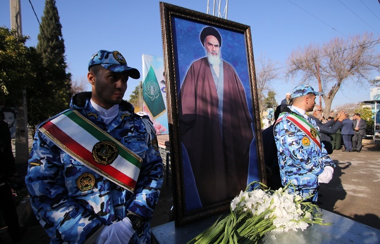 انقلاب اسلامی ترجمان واقعی انقلاب است/ هشدار نسبت به تحریف تاریخ توسط معاندان