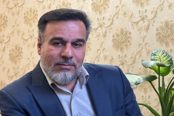 پرداختن به موضوعات دفاع مقدس یک ضرورت انکار ناپذیر است