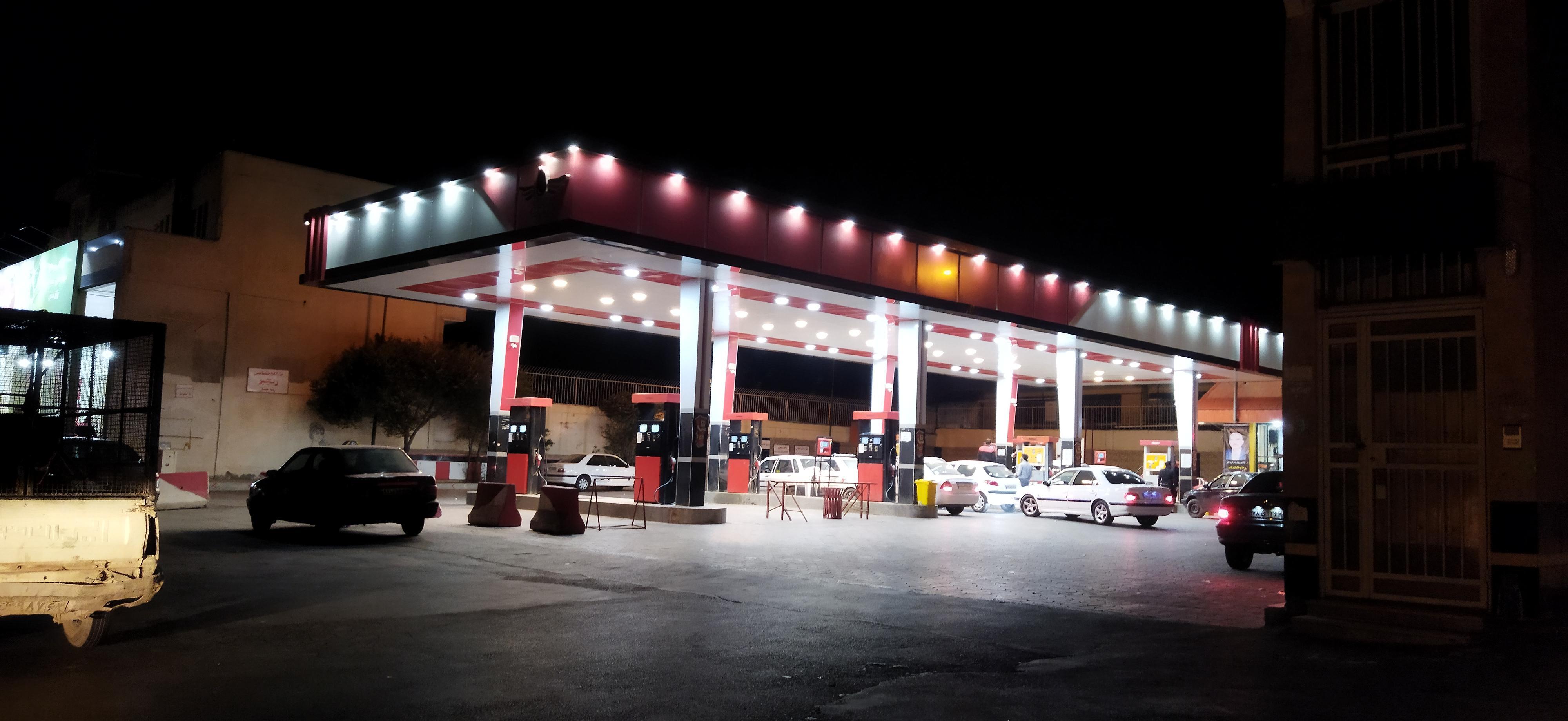 لزوم اصلاح نظام یارانهای سوخت/ تلاش دولت برای جبران کسری بودجه از طریق افزایش قیمت حاملهای انرژی