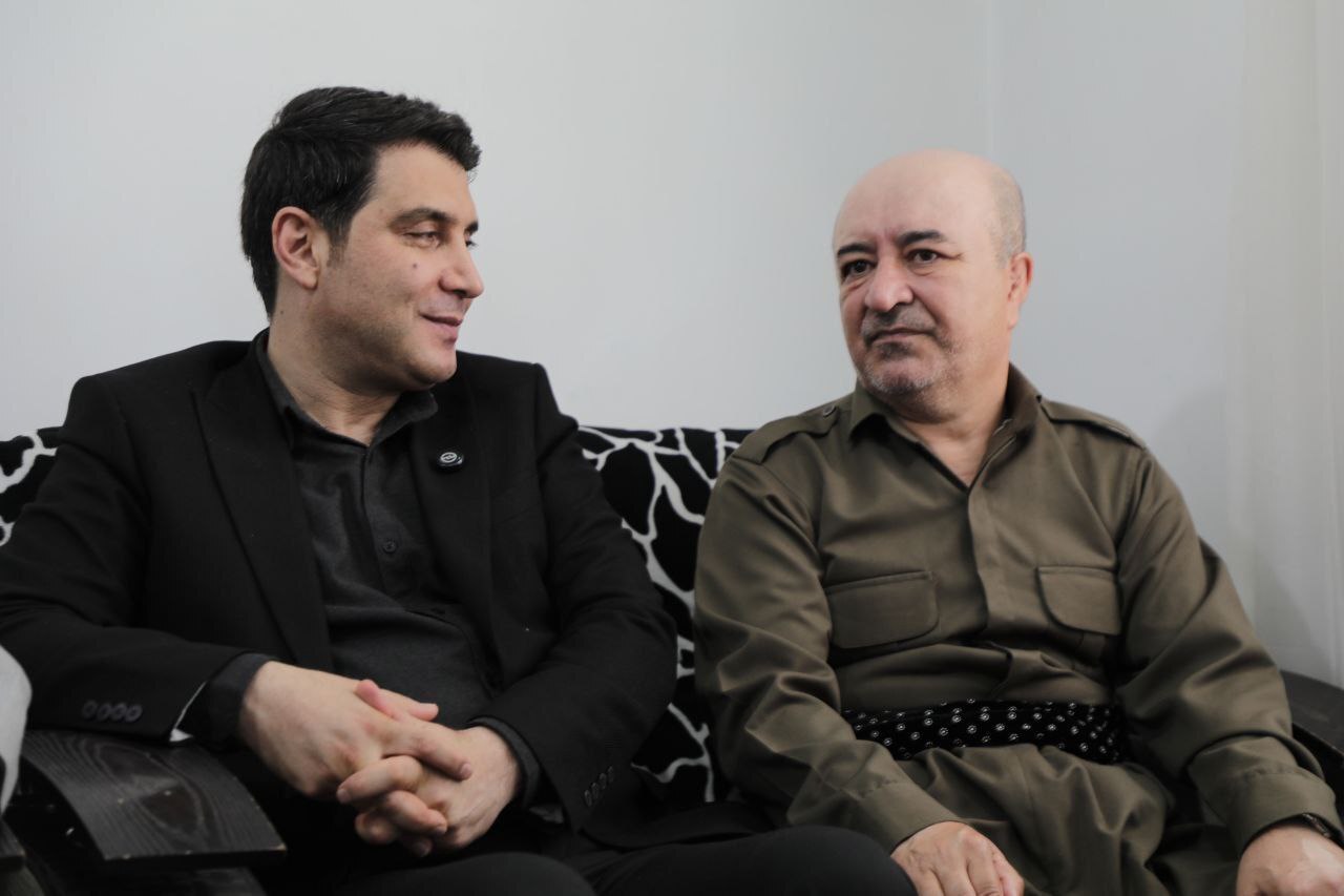 دیدار استاندار کردستان با معلم فداکار مریوانی