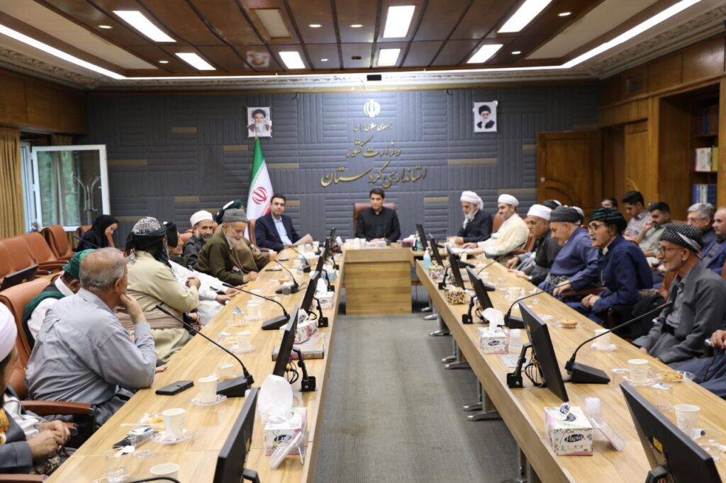 علما برجستهترین نقش را در زمینه فرهنگی بودن استان دارند علما برجستهترین نقش را در زمینه فرهنگی بودن استان دارند