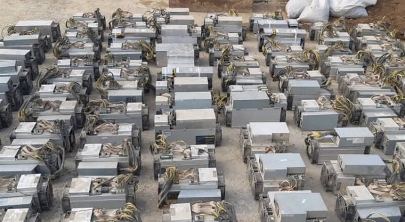 کشف و جمع آوری ۴۱۲ دستگاه ماینر غیرمجاز در اردبیل