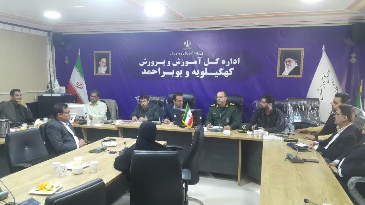 از نقد تا همکاری؛ رسانهها و آموزشوپرورش در یک گفتمان تازه از نقد تا همکاری؛ رسانهها و آموزشوپرورش در یک گفتمان تازه