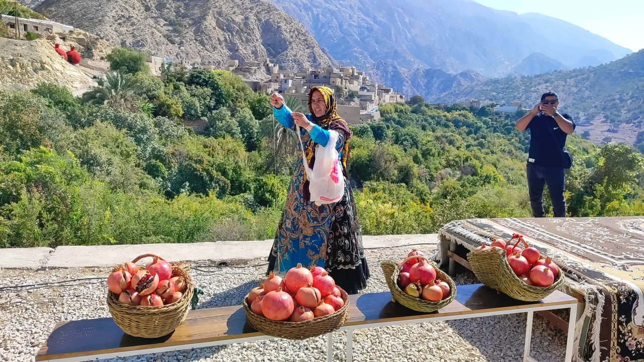 مارین با نخستین جشنواره انار جهانی میشود + فیلم مارین با نخستین جشنواره انار جهانی میشود + فیلم