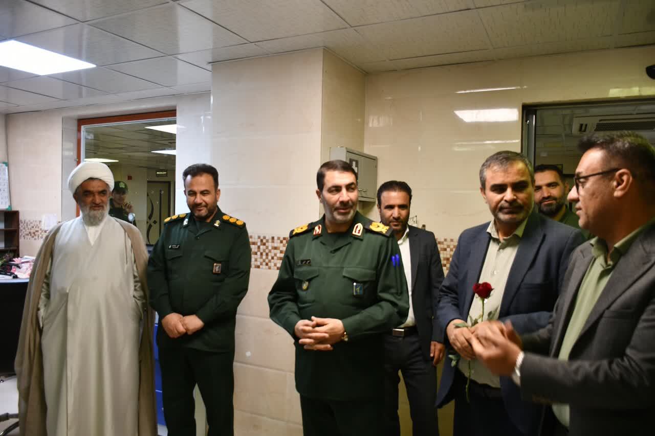 تلاش پرستاران برای کاهش درد بیماران ستودنی است تلاش پرستاران برای کاهش درد بیماران ستودنی است