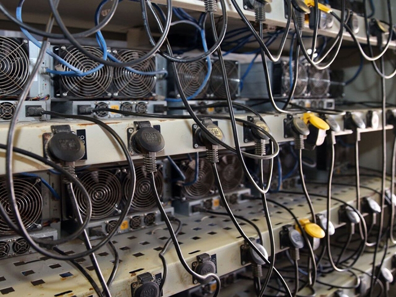 کشف مزرعه رمز ارز در دو شهرستان با ارزش ۵۹ میلیارد ریال/متخلفان رمز ارز تحت پیگرد کشف مزرعه رمز ارز در دو شهرستان با ارزش ۵۹ میلیارد ریال/متخلفان رمز ارز تحت پیگرد