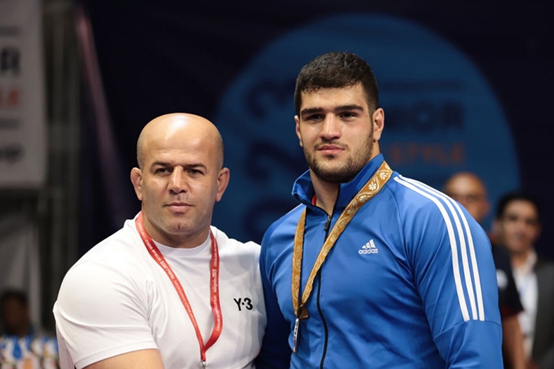 دبیر تصمیم بگیرد تا امیررضا برای ایران مدال جهانی بگیرد! + فیلم