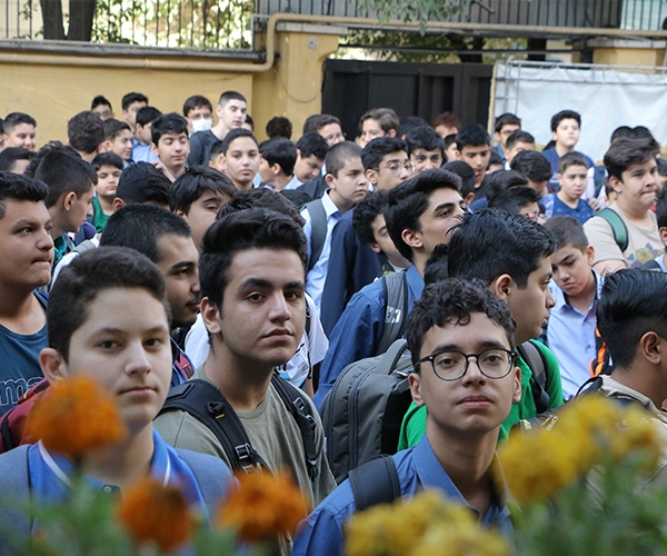 امتحانات مجازی در لرستان؛ روایت کنشگری نسل جدید در مقابل تصمیمهای پشتمیزی امتحانات مجازی در لرستان؛ روایت کنشگری نسل جدید در مقابل تصمیمهای پشتمیزی