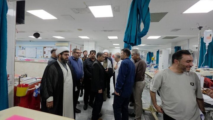 معاون استاندار هرمزگان از مجروحان تجاوز ارتش آمریکا به کوهستک عیادت کرد/ شهادت تلخ کودک چهار ساله