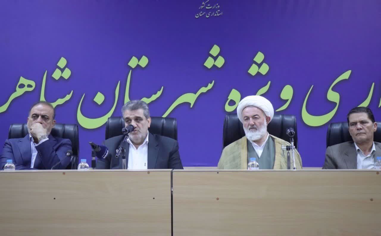 گلایه نماینده شاهرود و میامی از قطعی برق کشاورزی و توزیع نامتوازن اعتبارات راه گلایه نماینده شاهرود و میامی از قطعی برق کشاورزی و توزیع نامتوازن اعتبارات راه